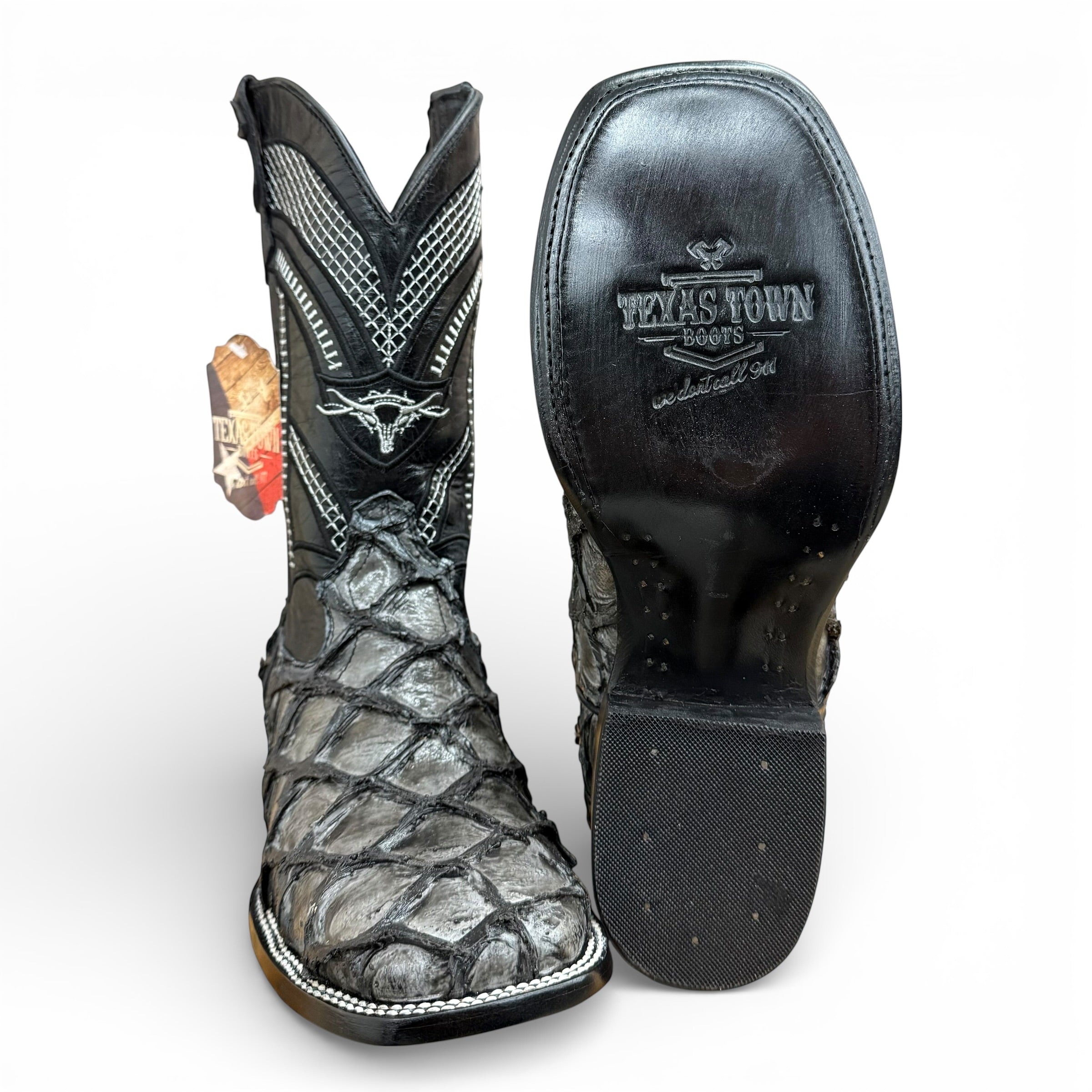 Piraruccu - Smoke Grey